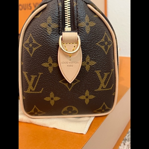 🖤🤍💞Louis Vuitton Speedy 20 bandolier 💞🤍🖤 - Picture 10 of 14